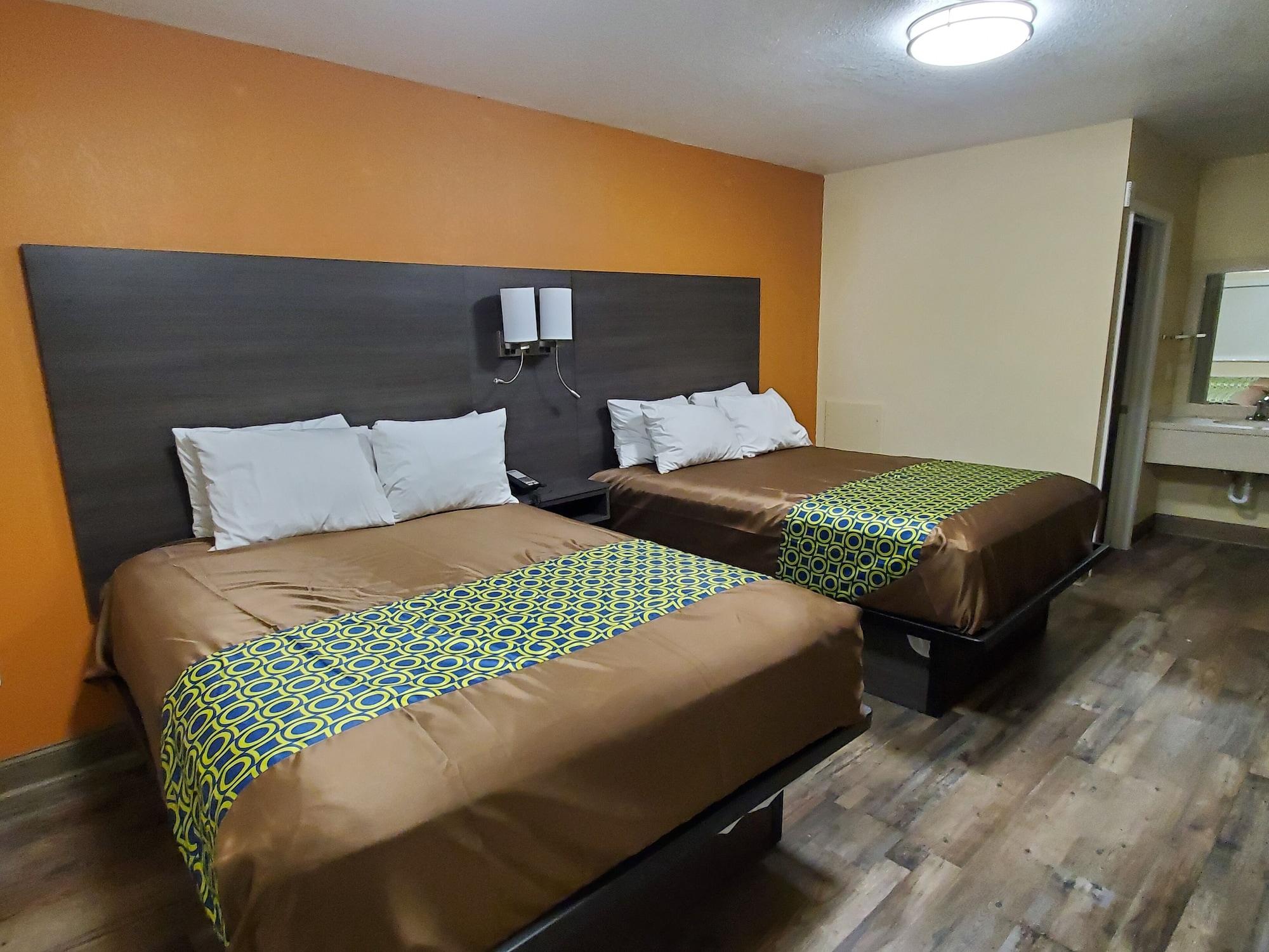 Grove Travel South Columbus Hotel 2*