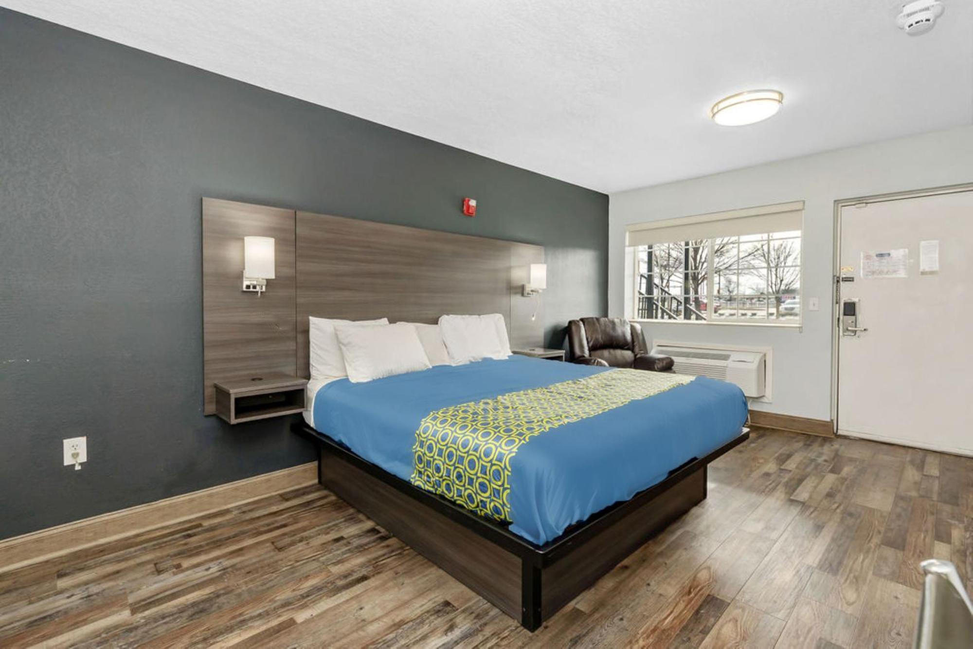Hotel Grove Travel South Columbus Grove City