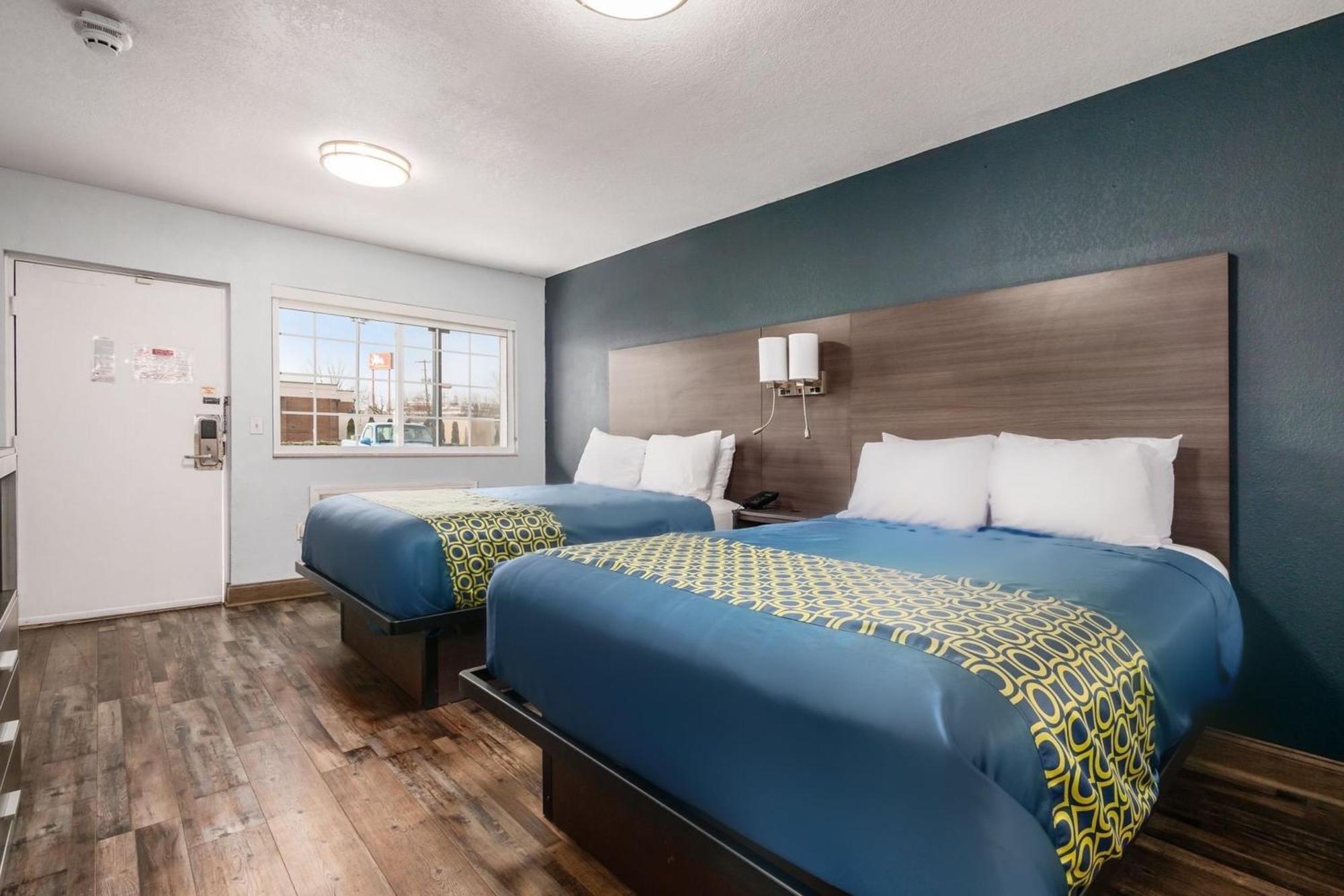 Hotel Grove Travel South Columbus Grove City