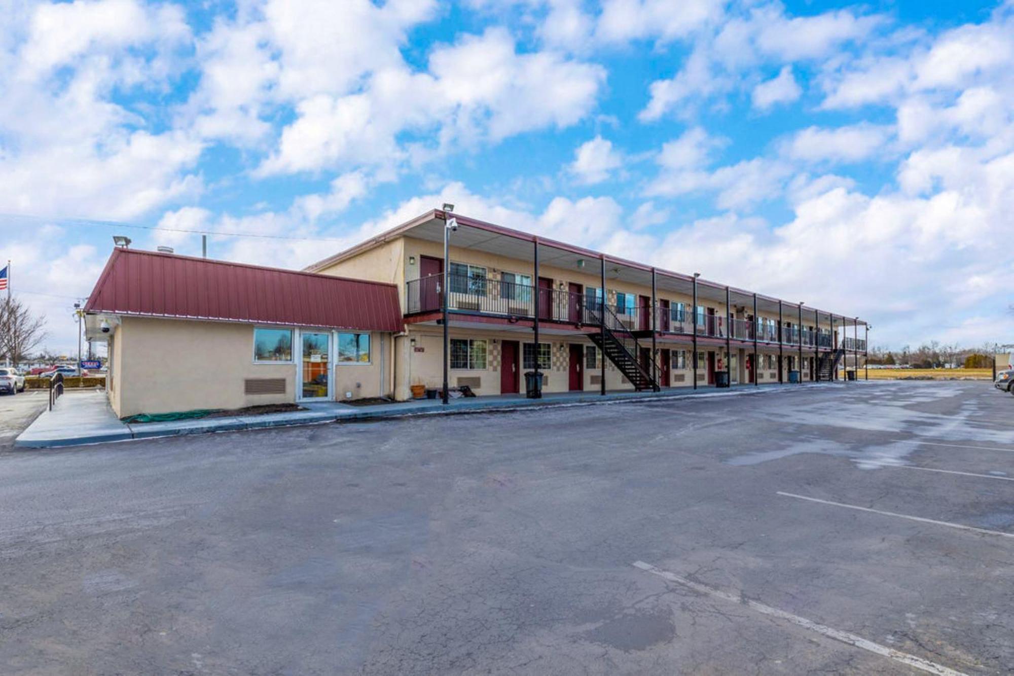 Hotel Grove Travel South Columbus 2*