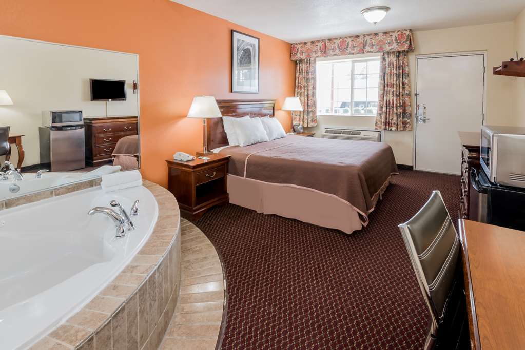 Grove Travel South Columbus 2*